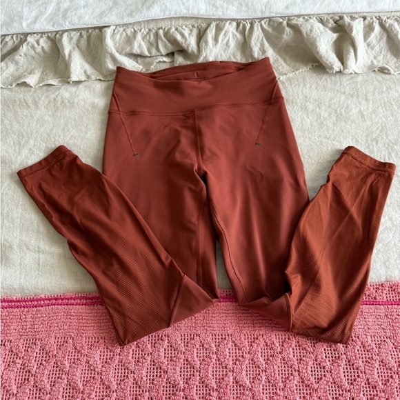 Lululemon Everlux & Mesh High Rise Leggings - 25" - Picture 5 of 8